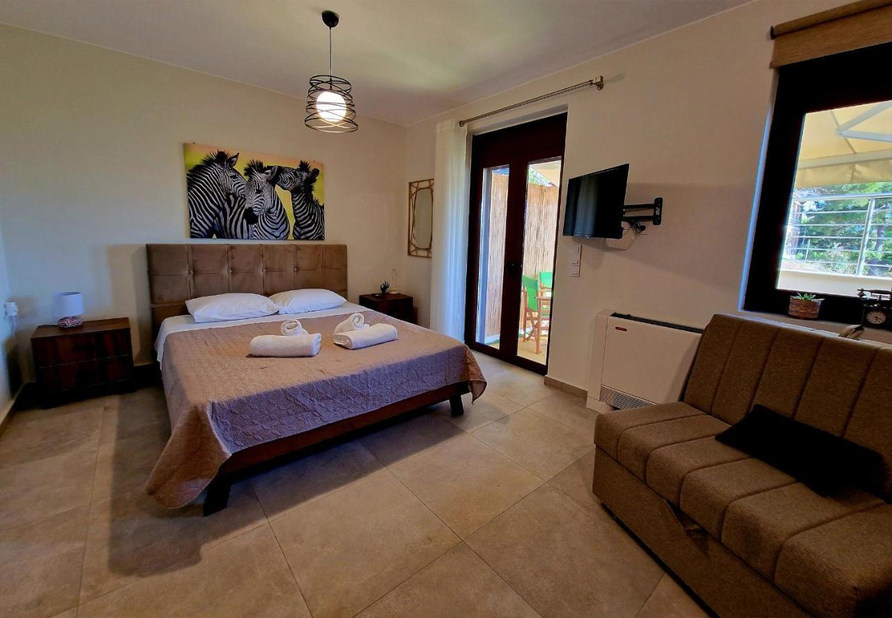 Alkioni's Nest Apartments Arkoudi Buitenkant foto
